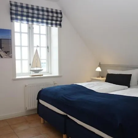 Hues Dikstian- 5 Апартаменты *