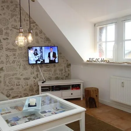 Hues Dikstian- 5 Апартаменты