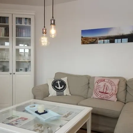 Hues Dikstian- 5 Апартаменты Alkersum