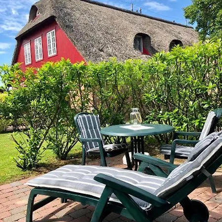 Апартаменты Hues Dikstian- 5 Alkersum