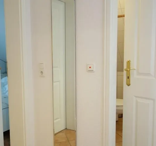 Hüs Dikstian- 5 Apartment *